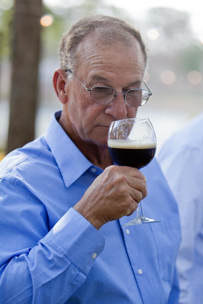 20111008-Karl_Misty_Sanford-[Details]-42